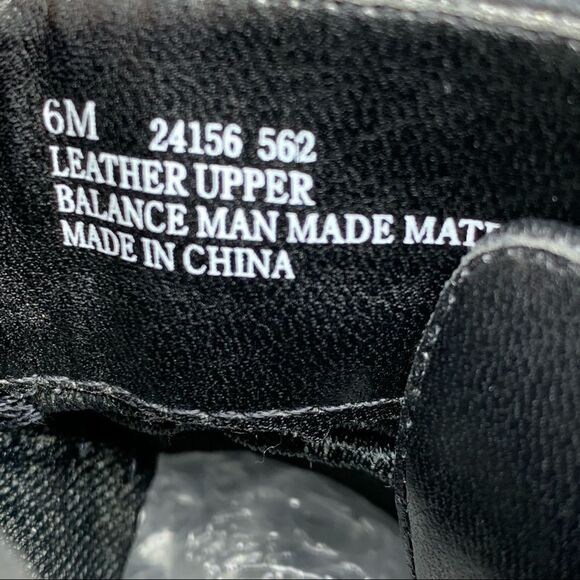 Apostrophe Black Leather Ankle Bootie~Size 6M - Picture 9 of 9